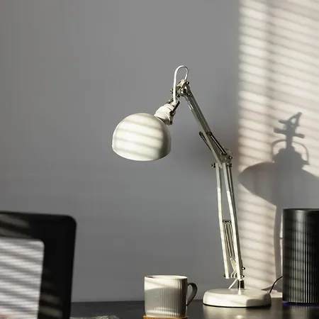 Exceptional With Balcony By Renters