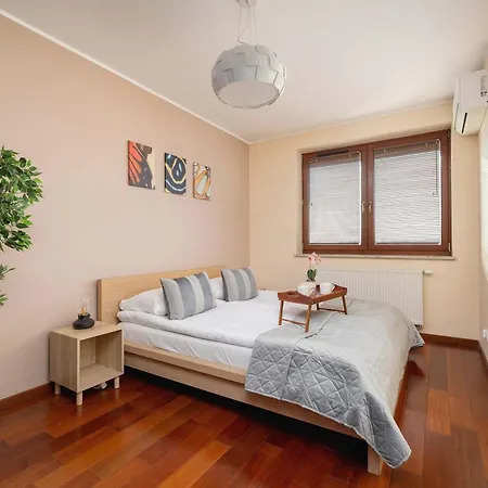Apartmán Exceptional With Balcony By Renters *