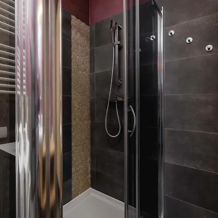 Exceptional With Balcony By Renters * Cracovia